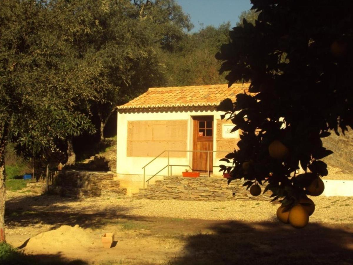 Hostal Casas Da Cerca Troviscais Exterior foto