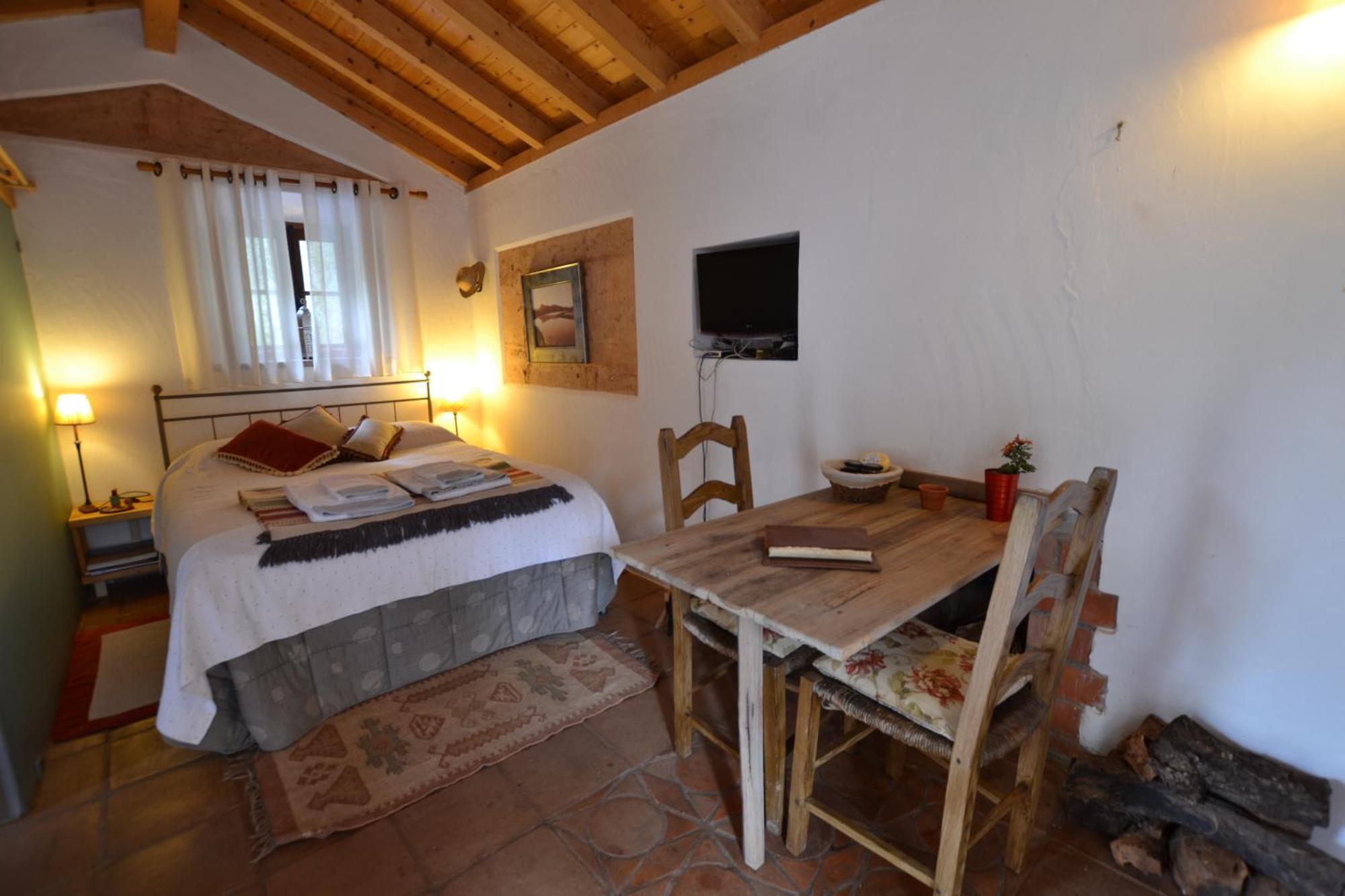 Hostal Casas Da Cerca Troviscais Habitación foto