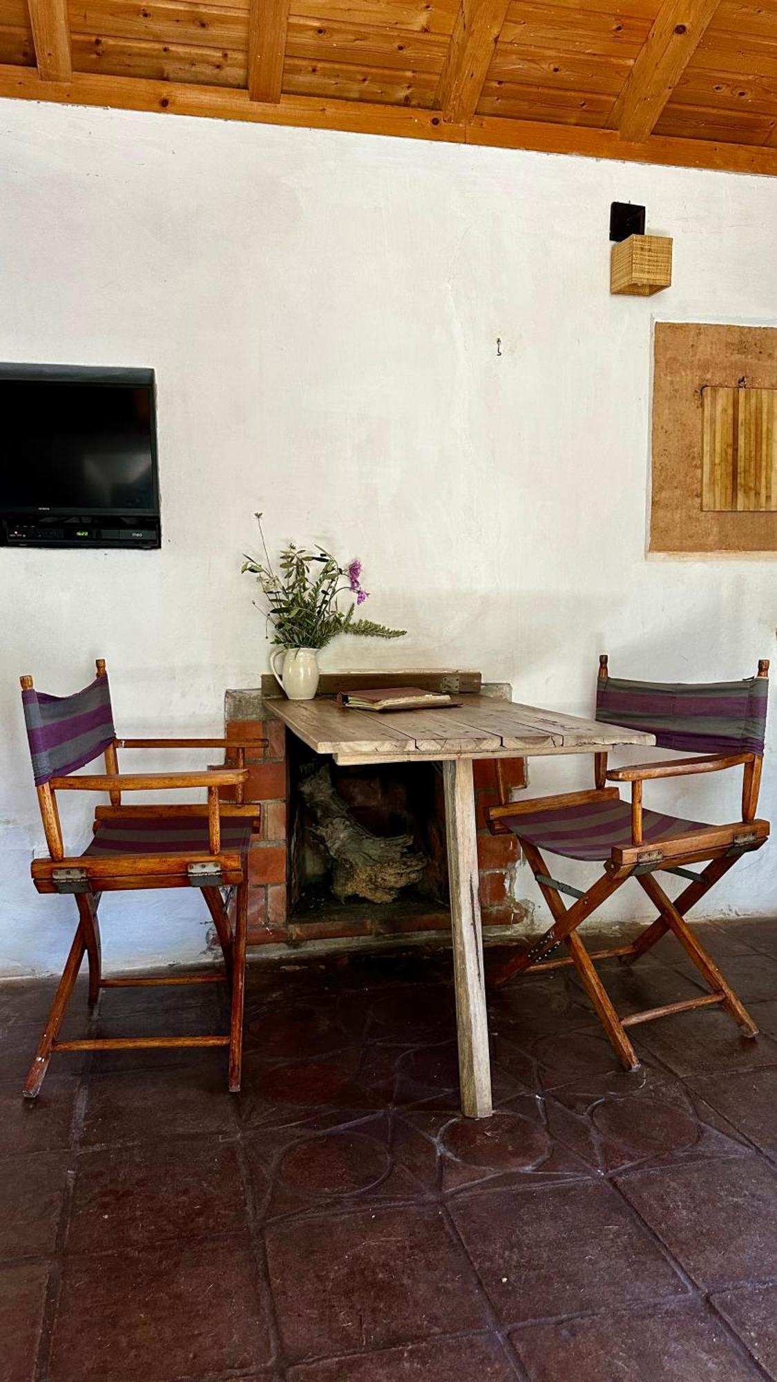 Hostal Casas Da Cerca Troviscais Exterior foto